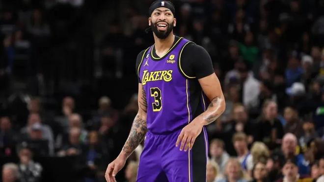 也同样耀眼 也同样耀眼